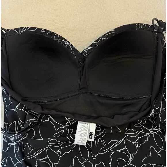 DKNY Twist Tummy Control One Piece Swimsuit Size XL Black White Floral Wireless - Picture 6 of 7